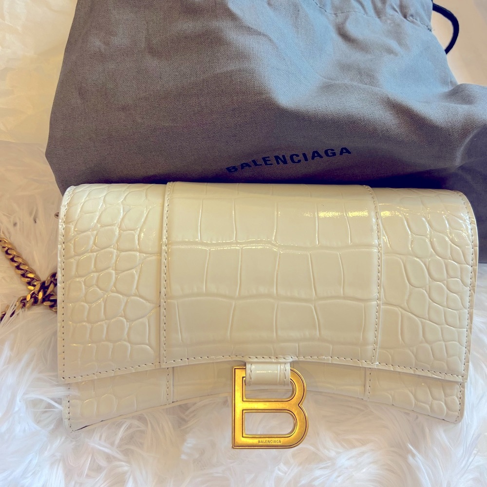Balenciaga women’s hourglass wallet on a chain crocodile embossed - Picture 2 of 7